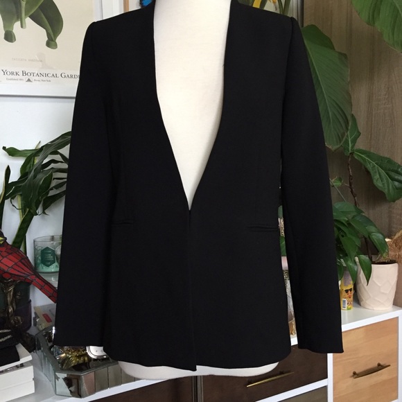 Zara Jackets & Blazers - Zara Black Classic Blazer M